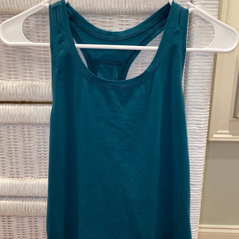 Lululemon tank top